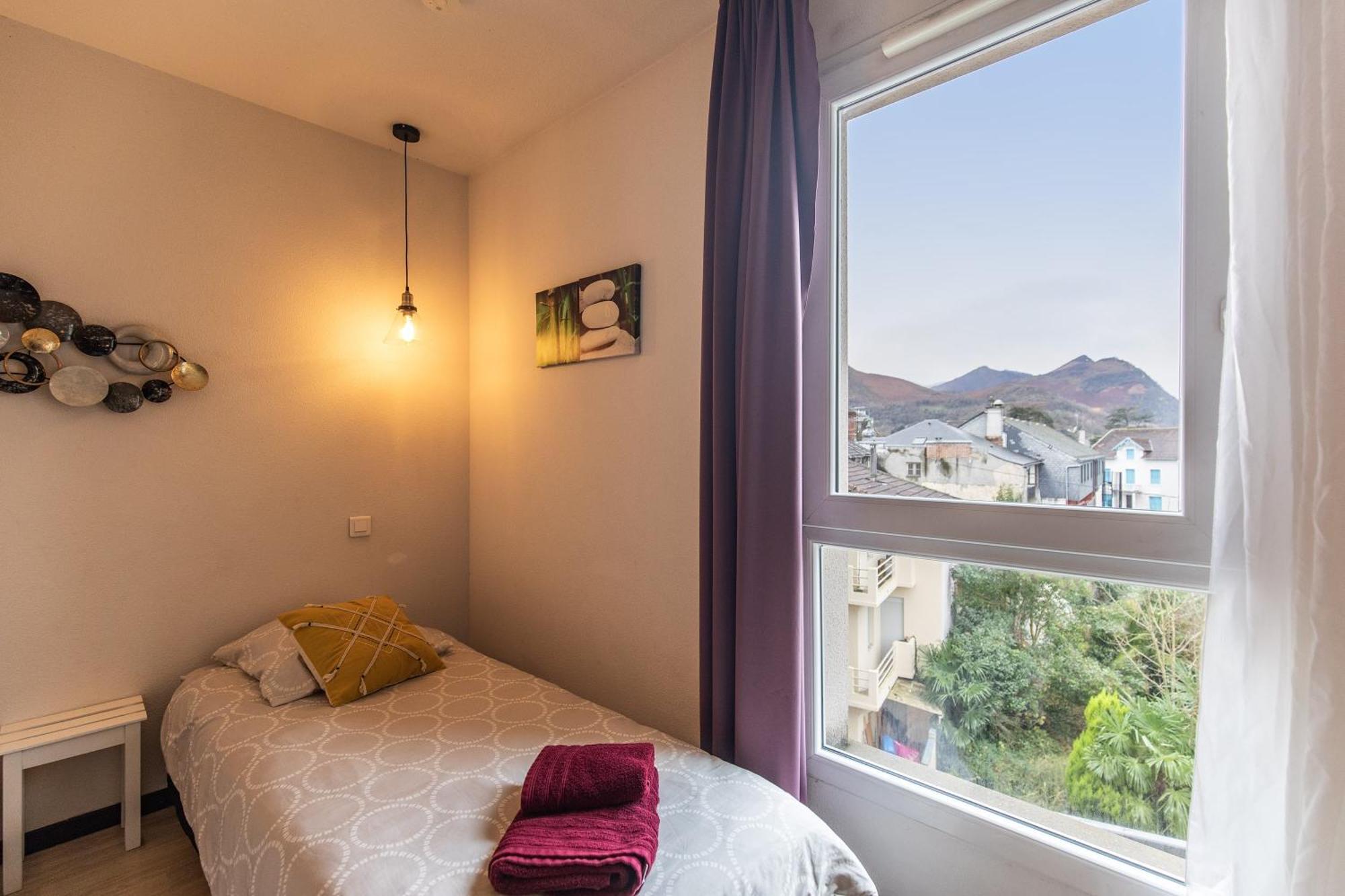 Tithome 1 - Gare, Centre Ville, Vue Montagne Et Chateau Лурд Экстерьер фото